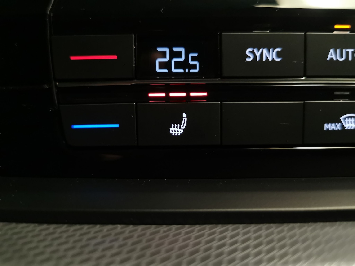 Used Volkswagen Touareg 2023 for sale - 77274273: Photo 19