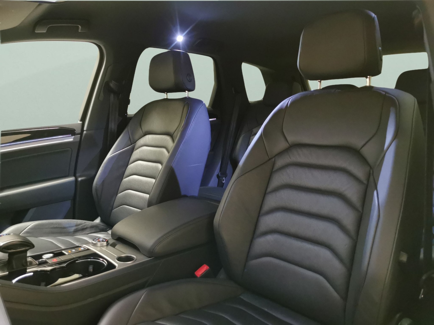 Used Volkswagen Touareg 2023 for sale - 77274273: Photo 7