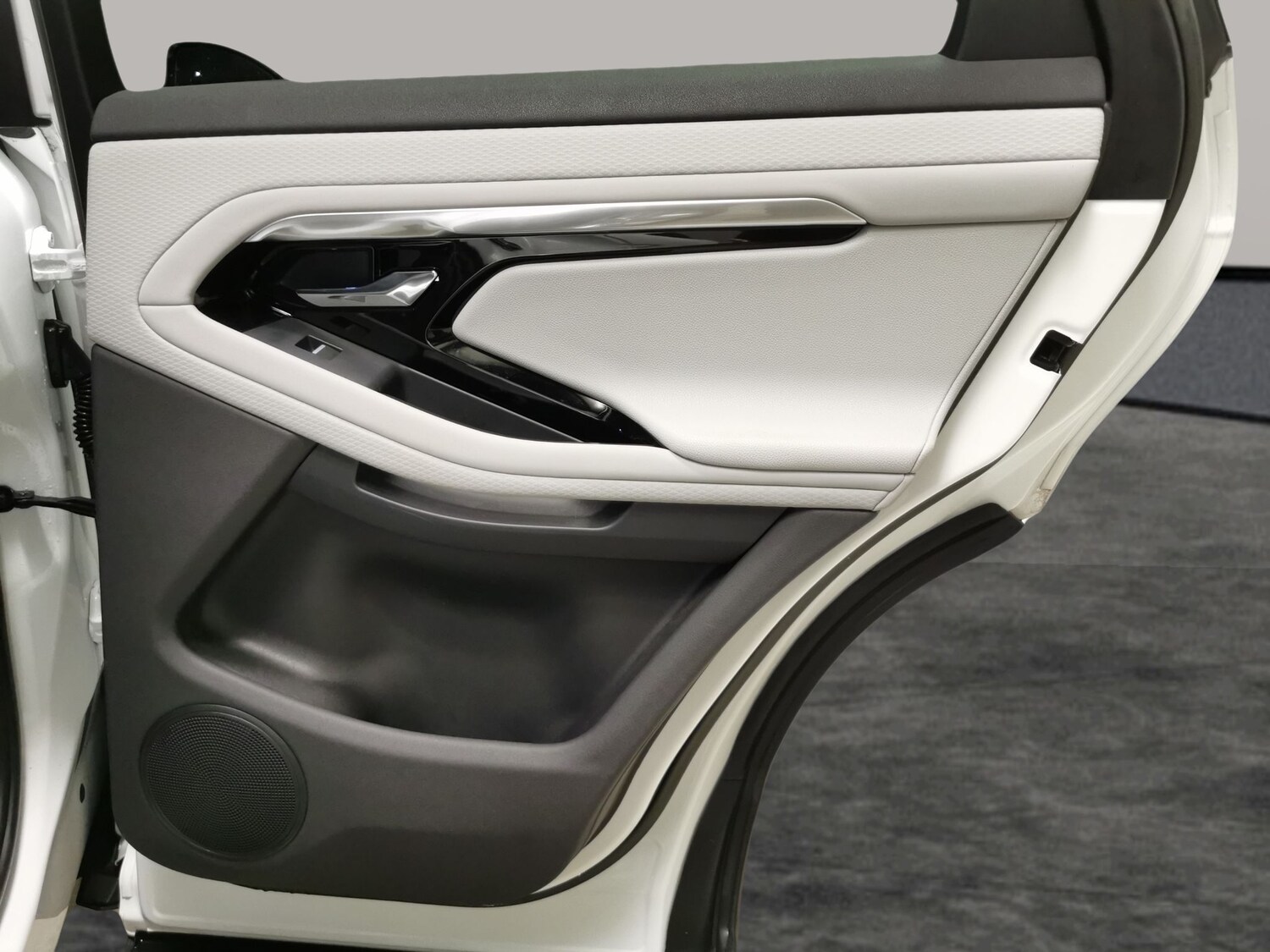 Used Land Rover Range Rover Evoque 2023 for sale - 77810558: Photo 28