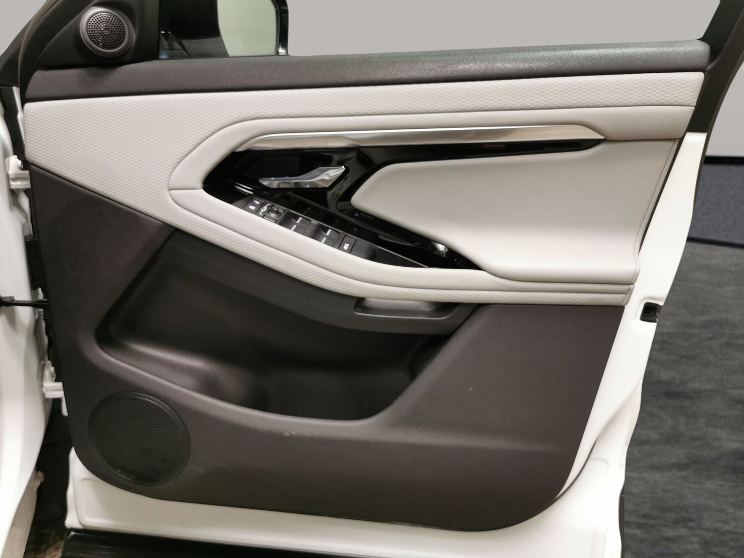 Used Land Rover Range Rover Evoque 2023 for sale - 77810558: Photo 29