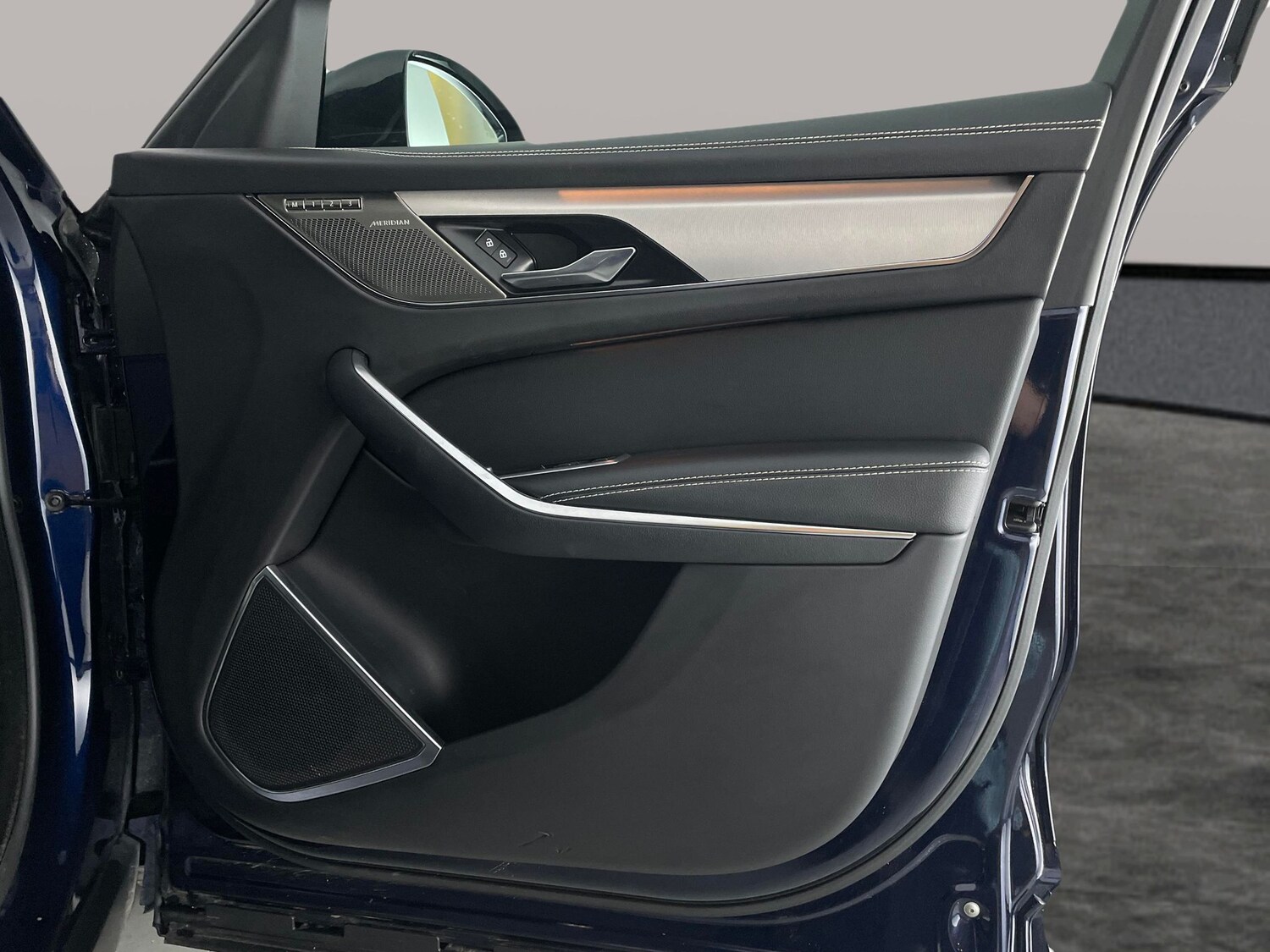 Used Jaguar F-Pace 2023 for sale - 76941177: Photo 41