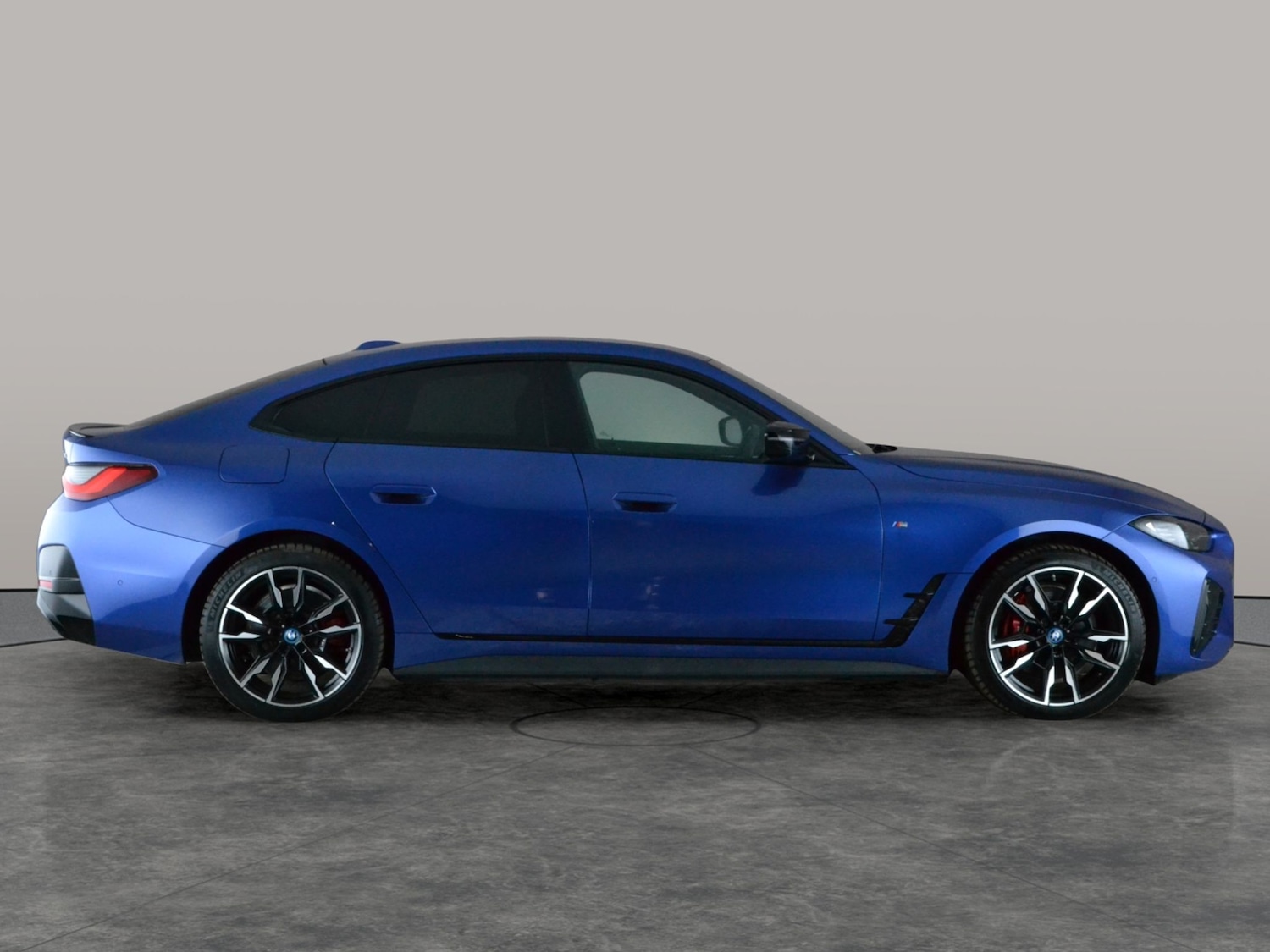 Used BMW i4 2023 for sale - 77873094: Photo 10