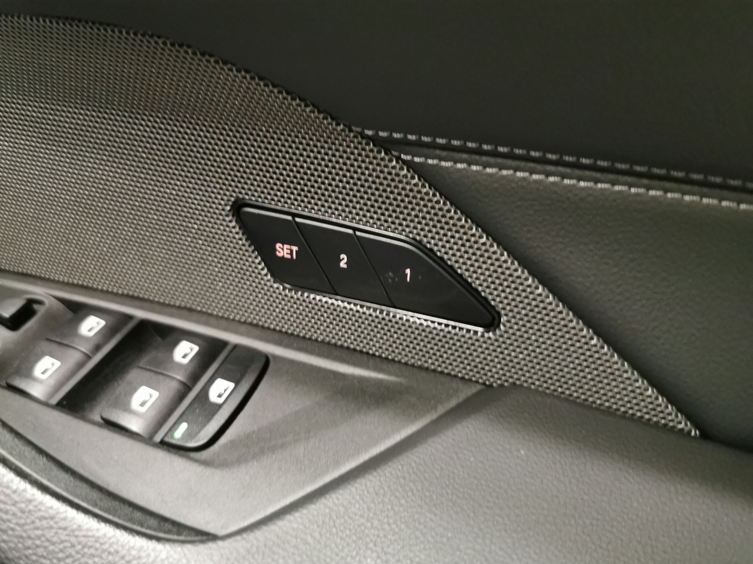 Used BMW i4 2023 for sale - 77873094: Photo 17