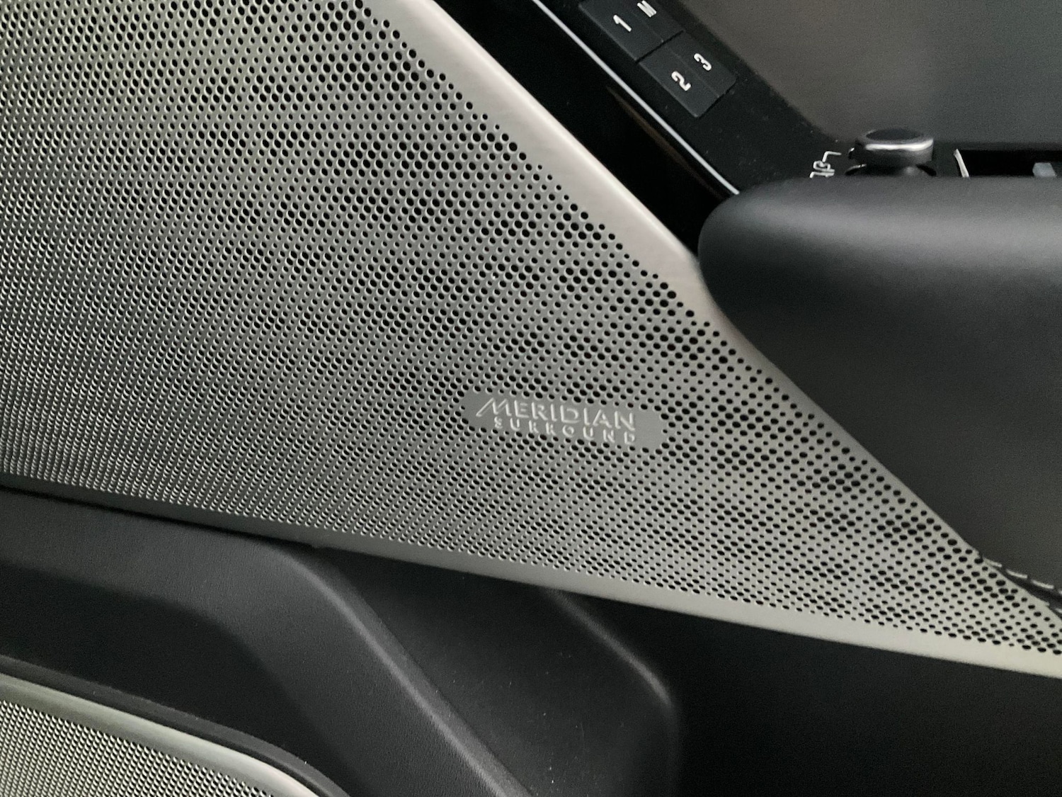 Used Land Rover Range Rover Velar 2022 for sale - 76467570: Photo 17