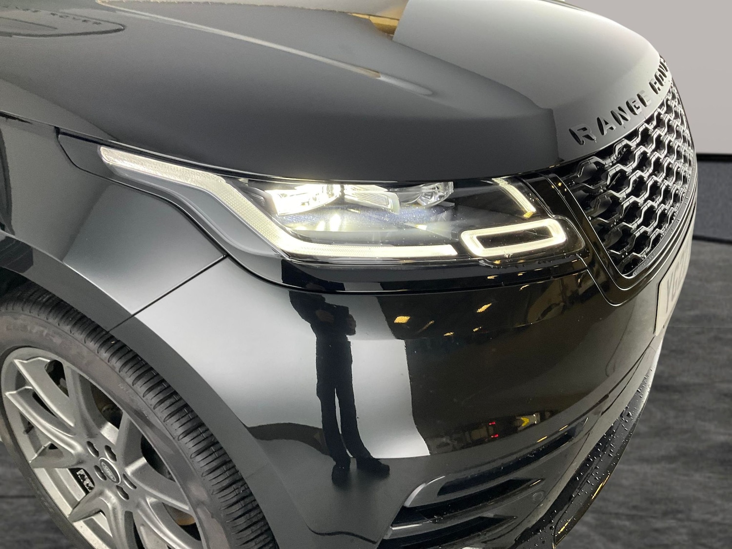 Used Land Rover Range Rover Velar 2022 for sale - 76467570: Photo 5