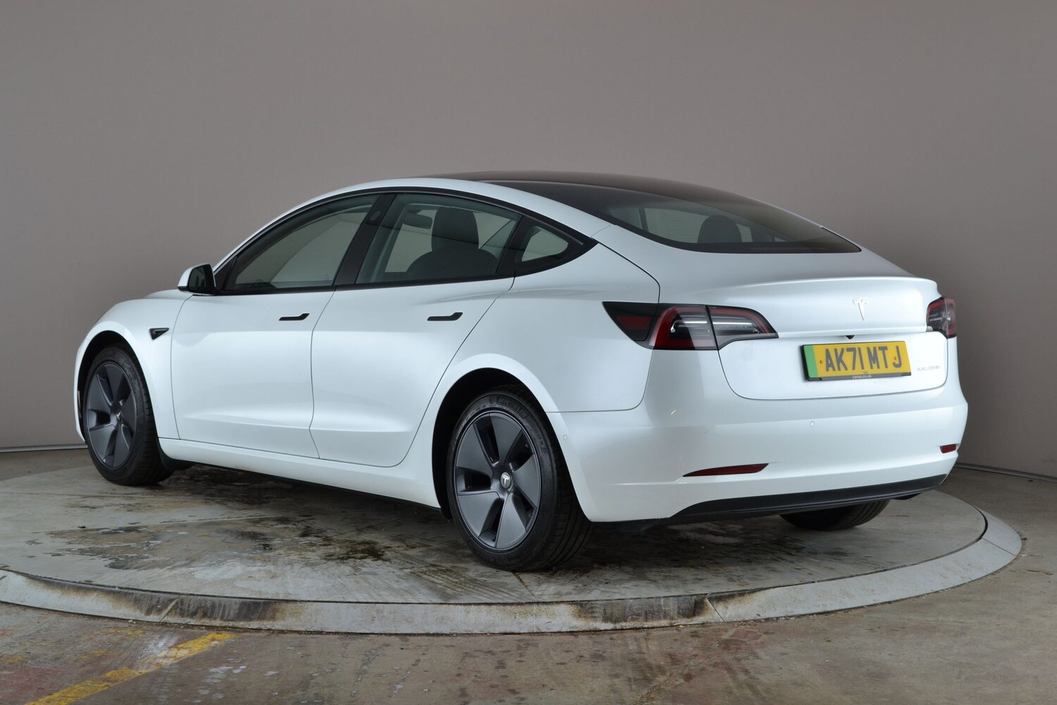 Used Tesla Model 3 2021 for sale - 77354127: Photo 13