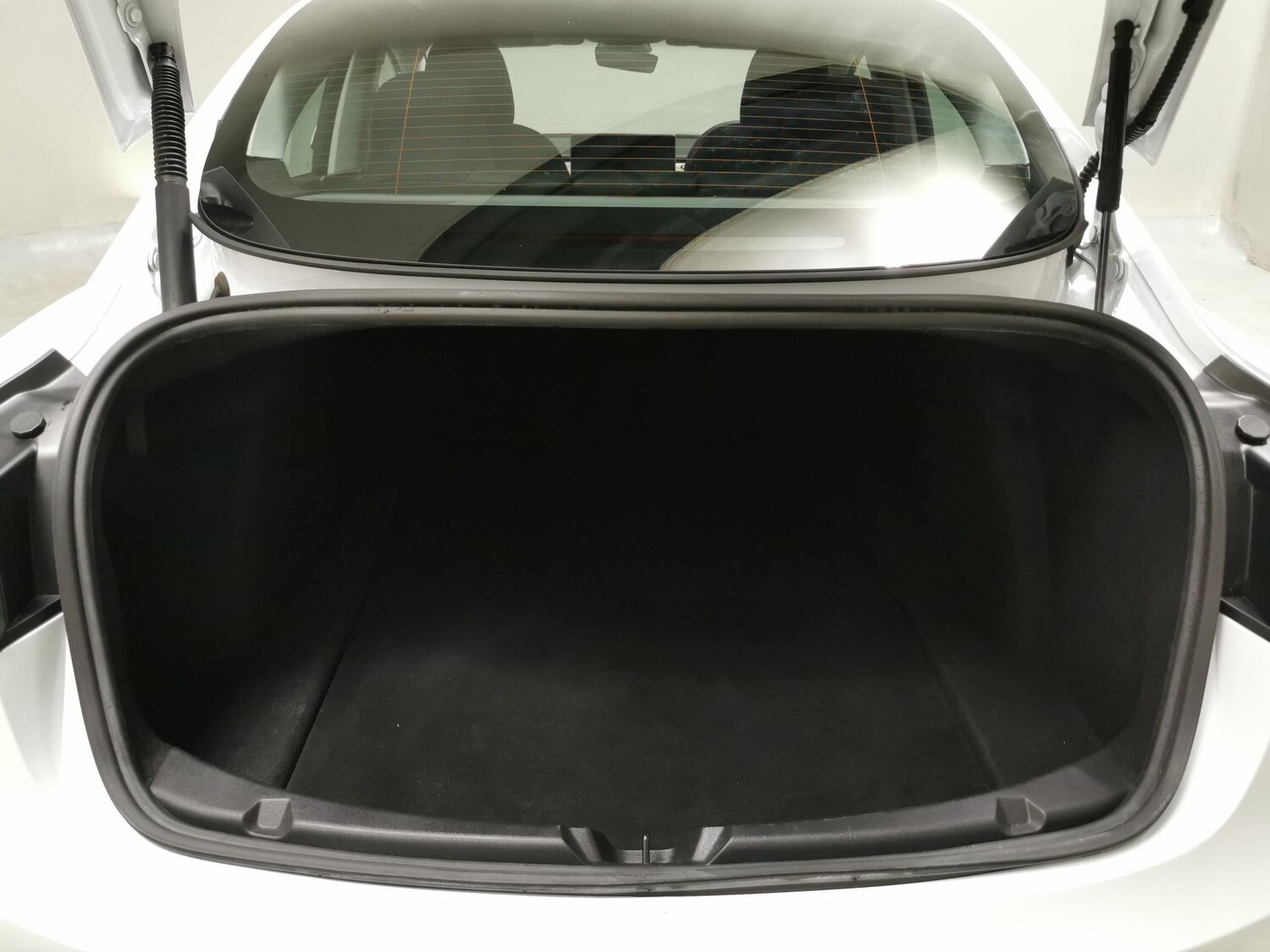 Used Tesla Model 3 2021 for sale - 77354127: Photo 35