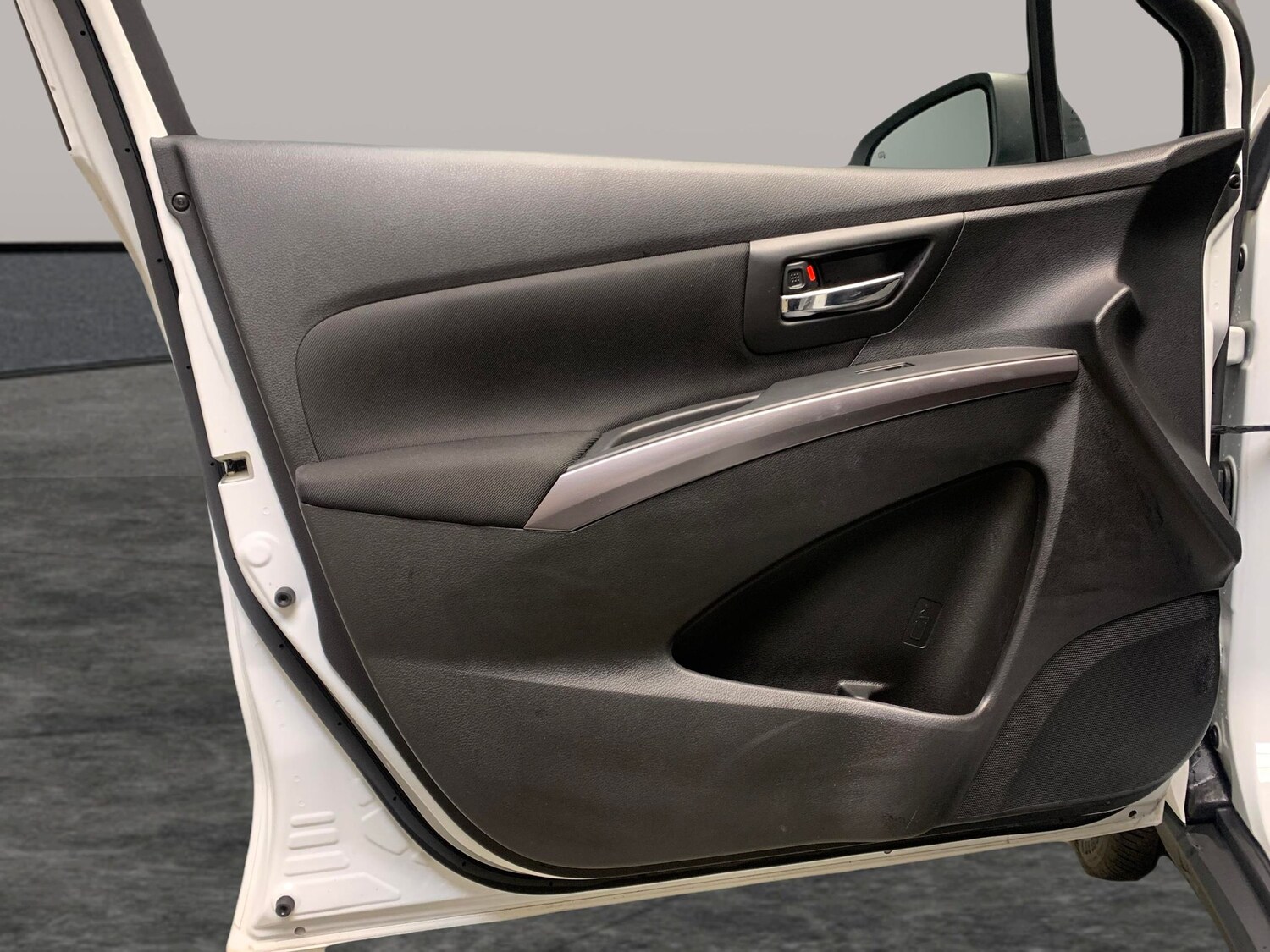 Used Suzuki SX4 S-Cross for sale - 77962957: Photo 24