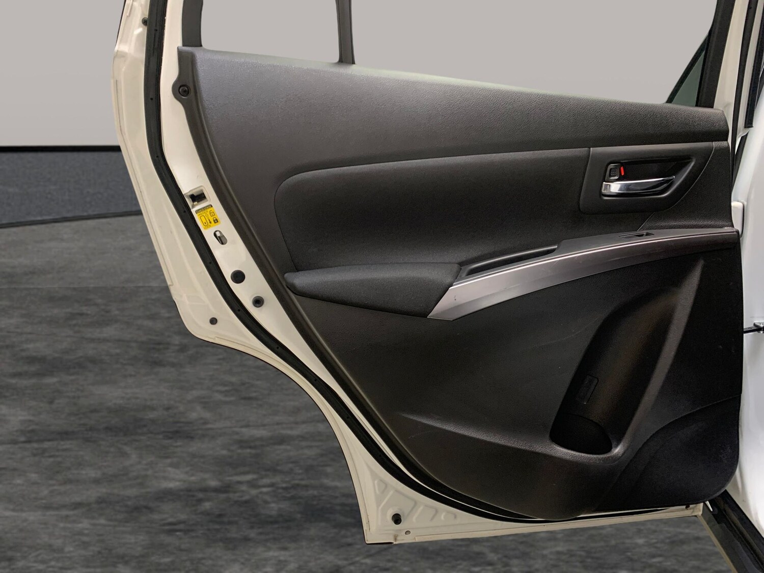 Used Suzuki SX4 S-Cross for sale - 77962957: Photo 25