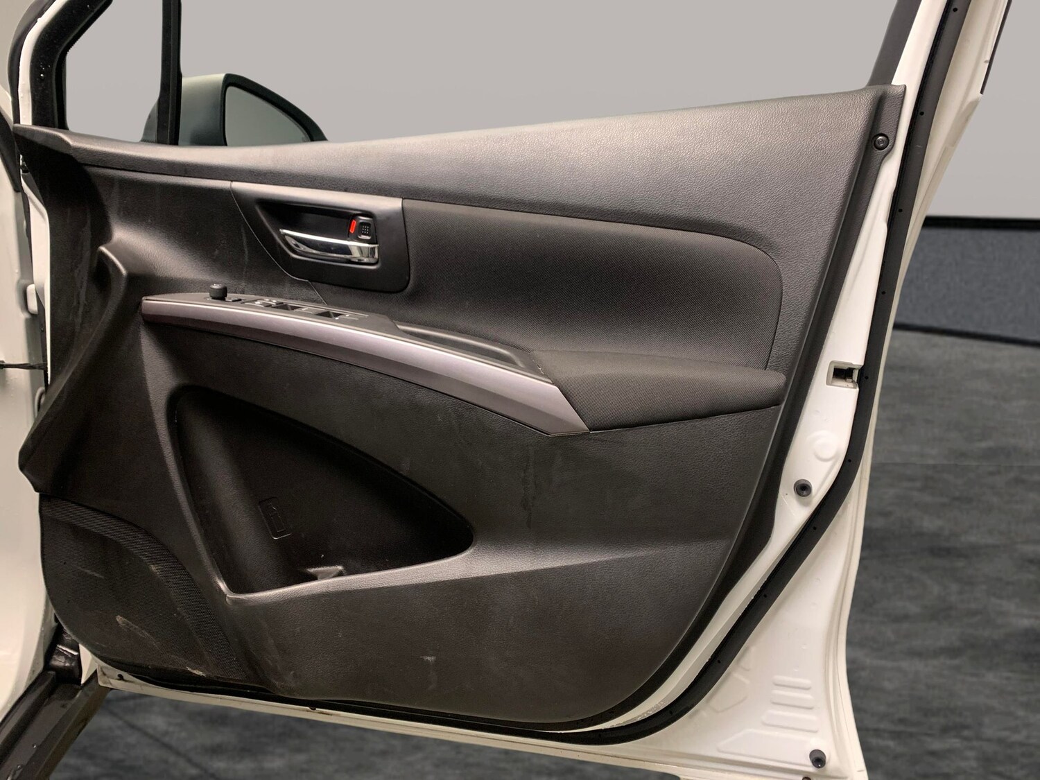 Used Suzuki SX4 S-Cross for sale - 77962957: Photo 27