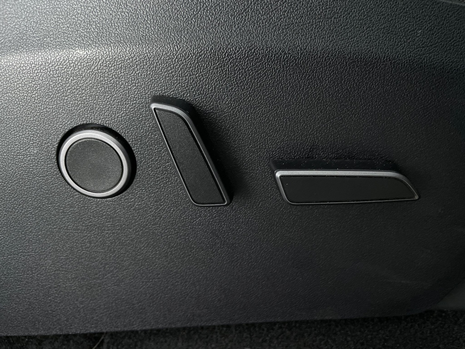 Used Tesla Model Y 2024 for sale - 77846182: Photo 19