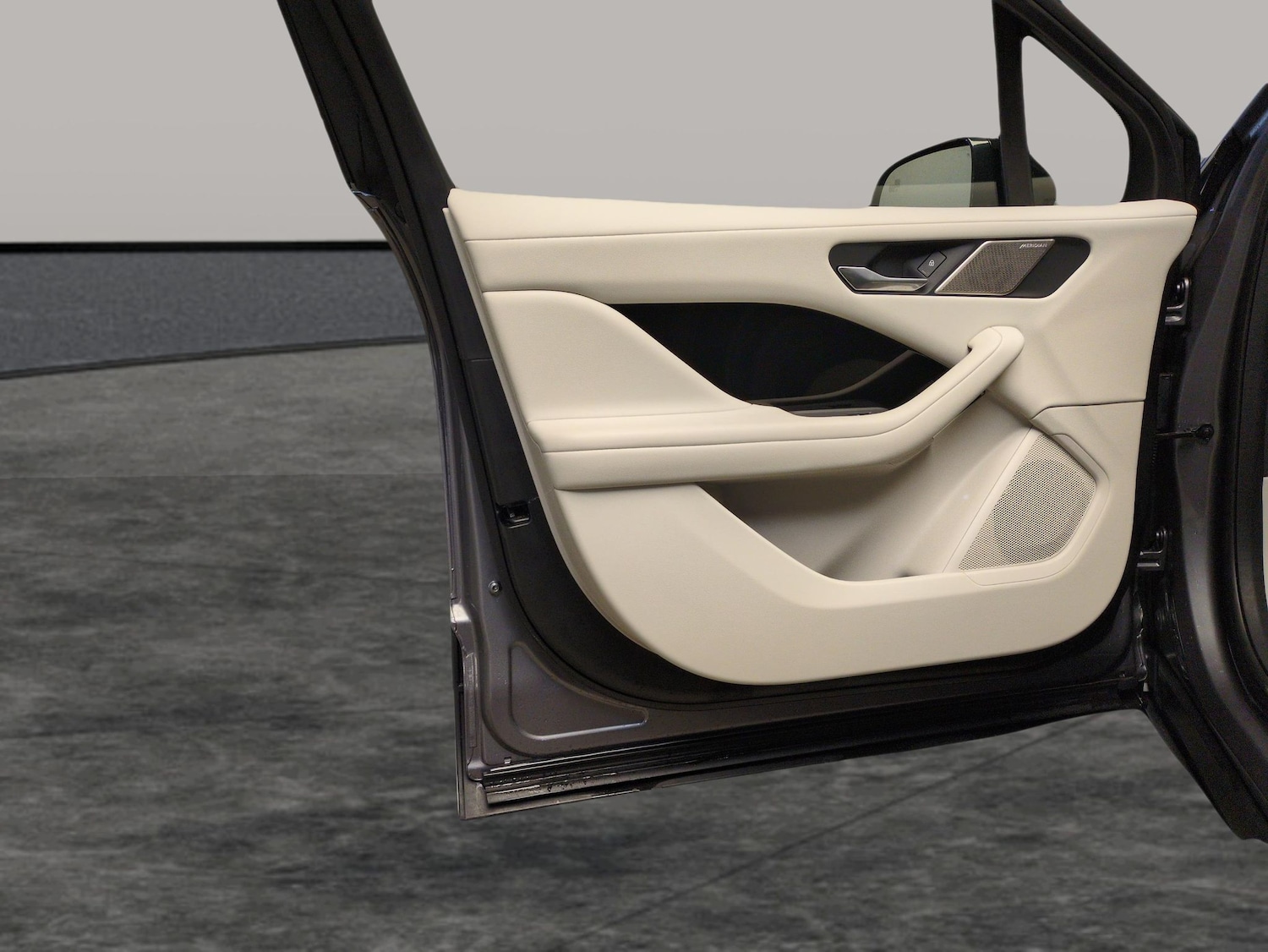 Used Jaguar I-Pace 2023 for sale - 77878088: Photo 36