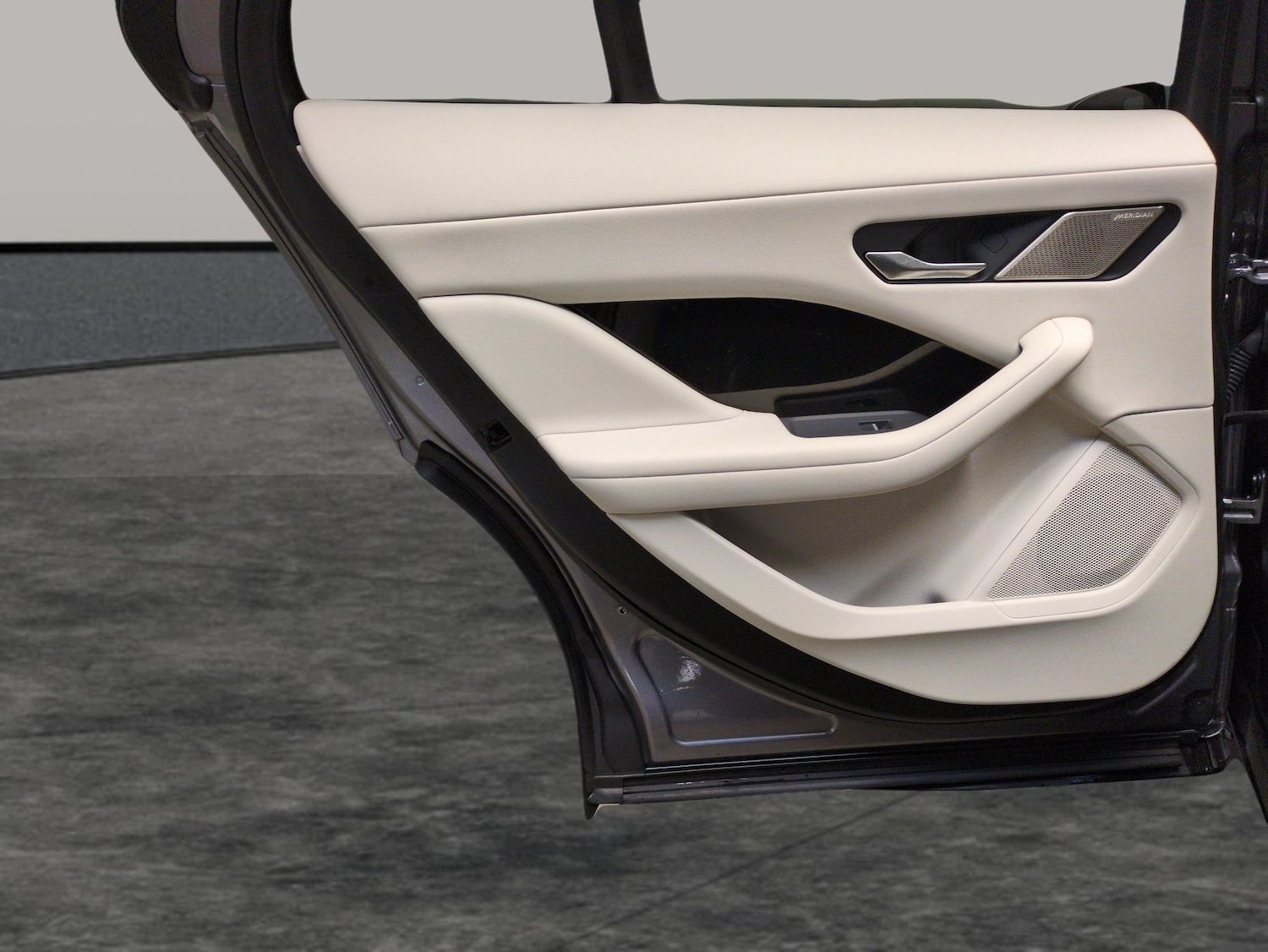 Used Jaguar I-Pace 2023 for sale - 77878088: Photo 37