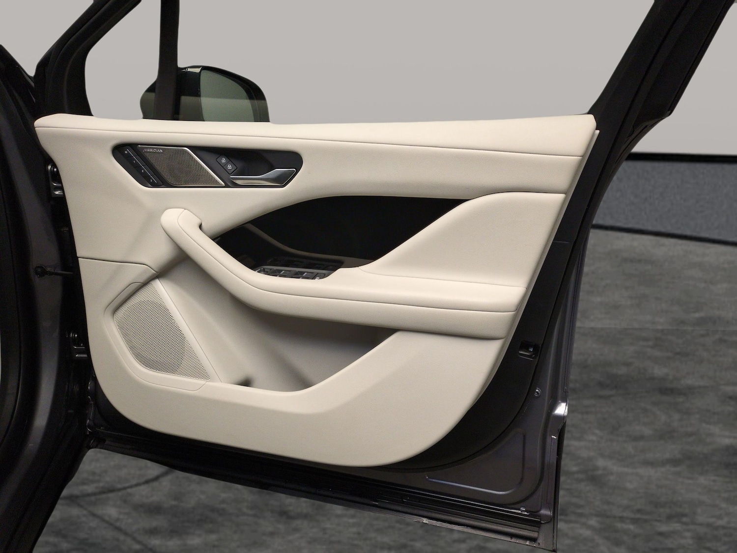 Used Jaguar I-Pace 2023 for sale - 77878088: Photo 39