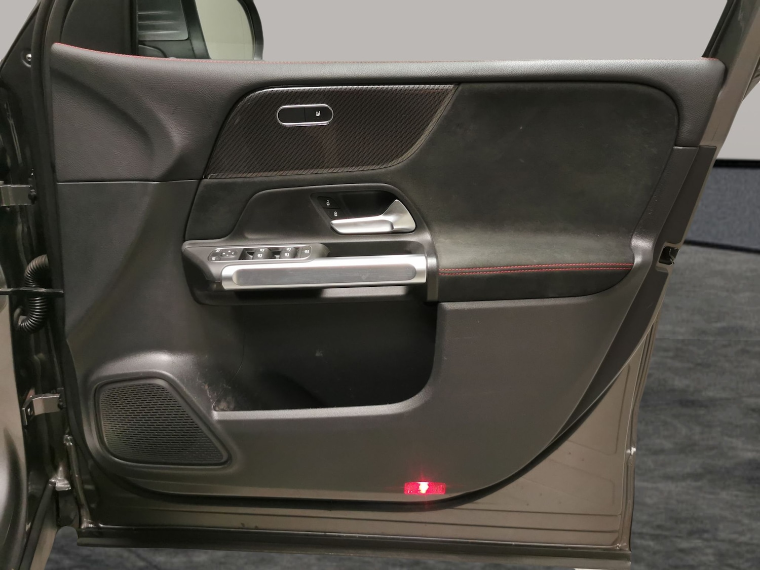 Used Mercedes-Benz GLB 2022 for sale - 76390399: Photo 43