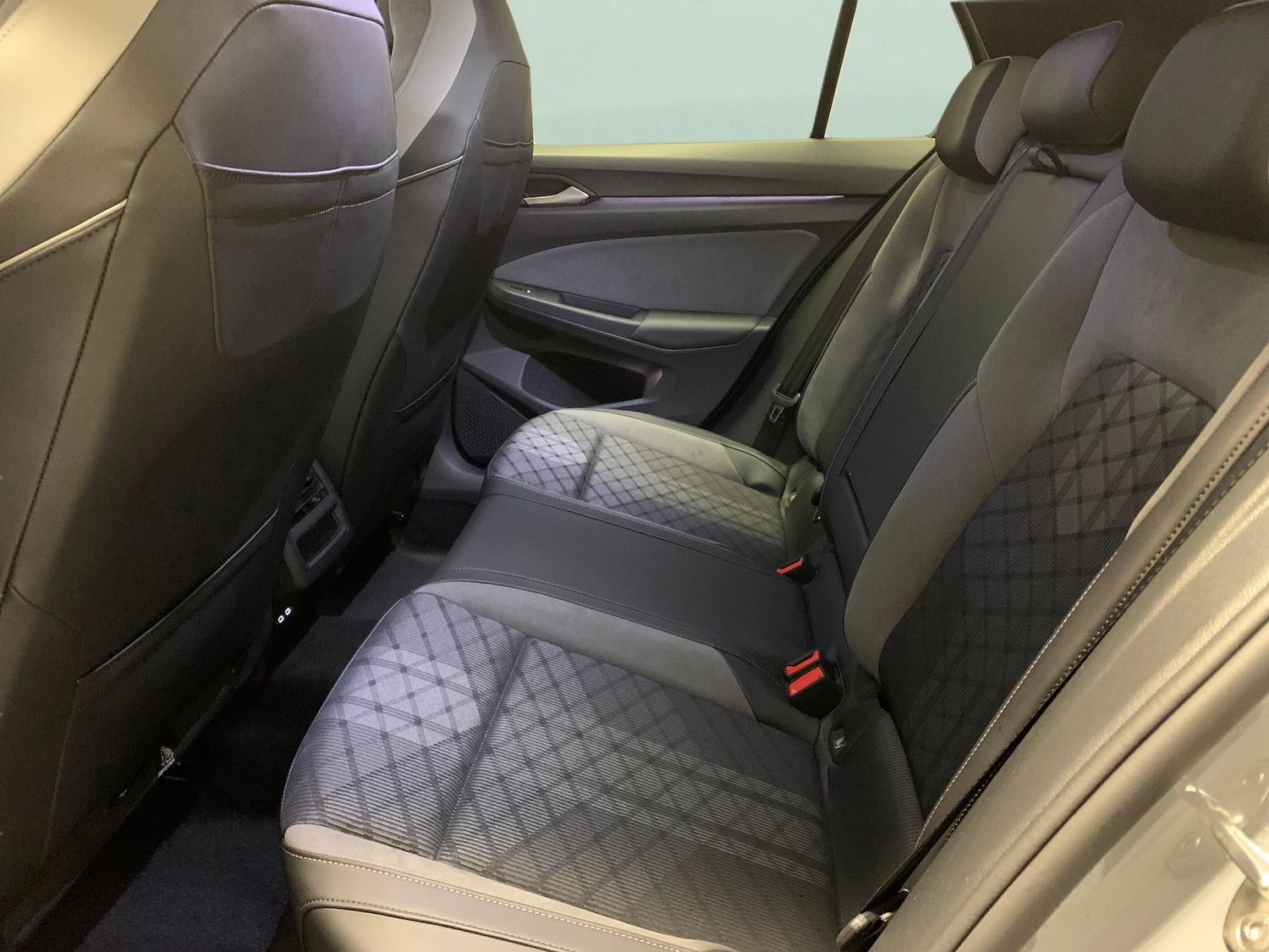 Used Volkswagen Golf 2023 for sale - 76736288: Photo 23