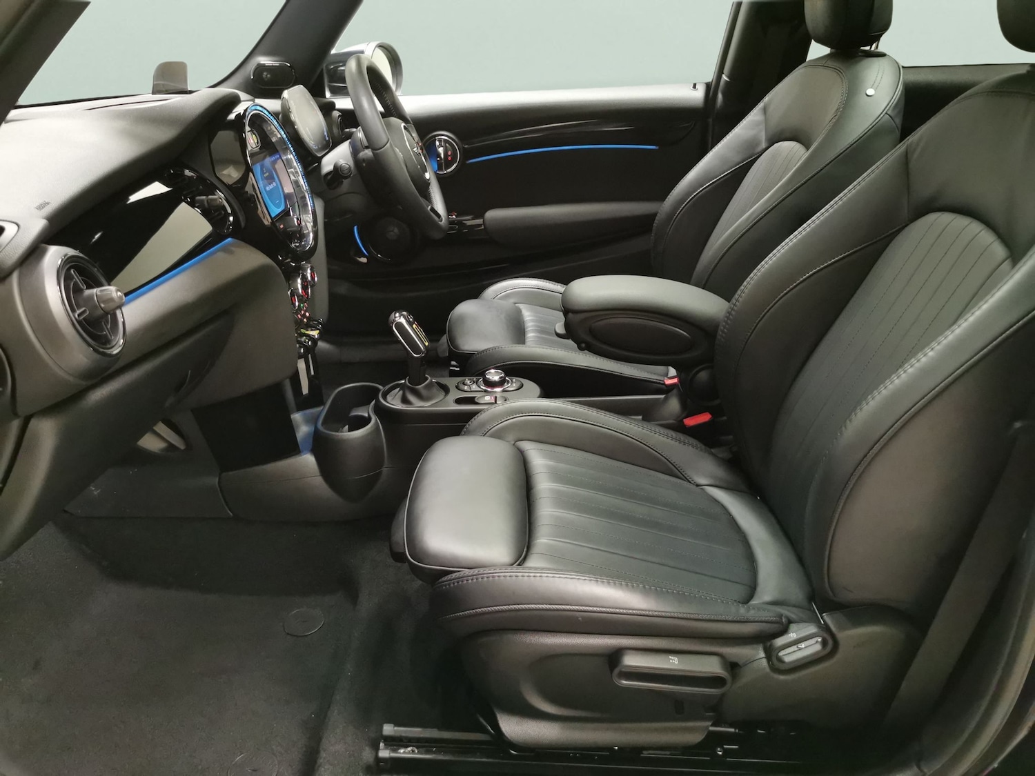 Used MINI Hatch 2023 for sale - 77641120: Photo 4