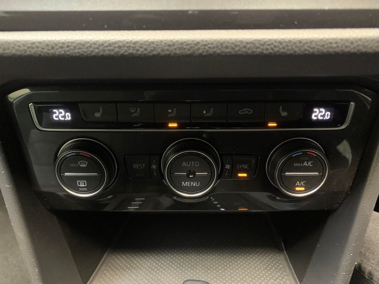Used Volkswagen Tiguan 2020 for sale - 76113196: Photo 23