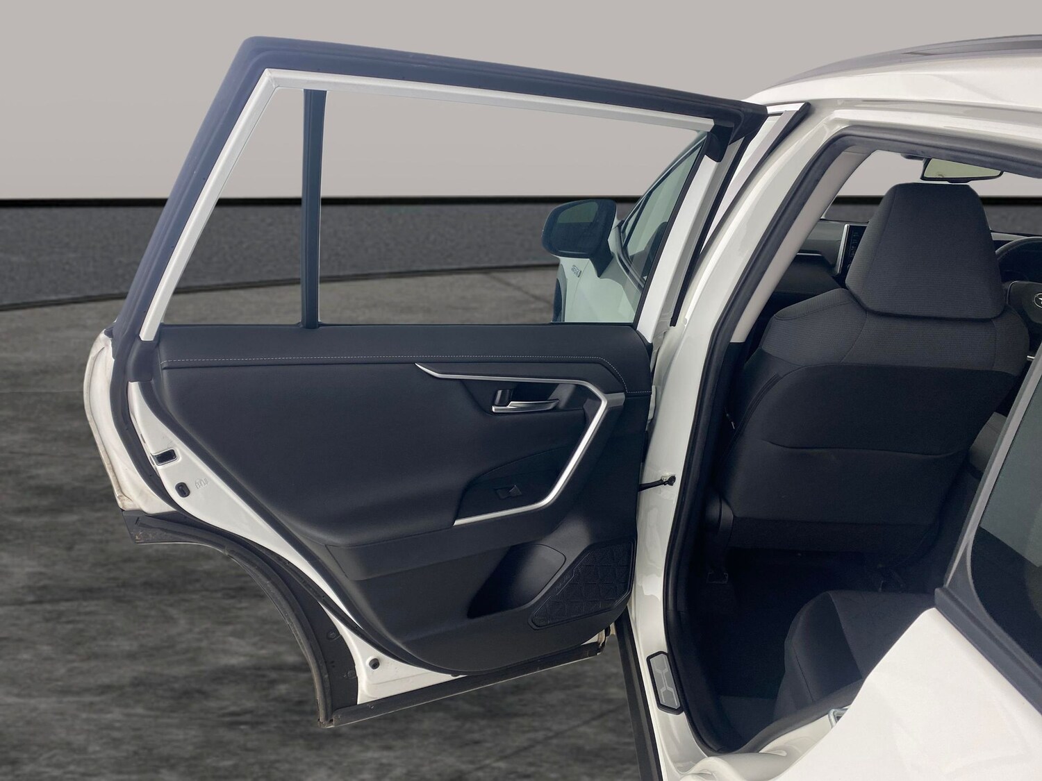 Used Toyota RAV4 2021 for sale - 78094157: Photo 24