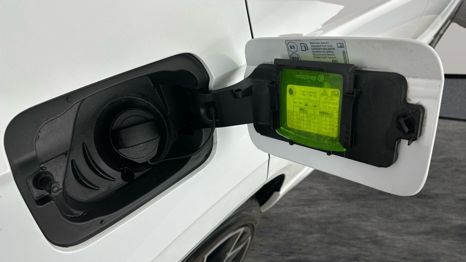 Used Skoda Karoq 2021 for sale - 76364942: Photo 14