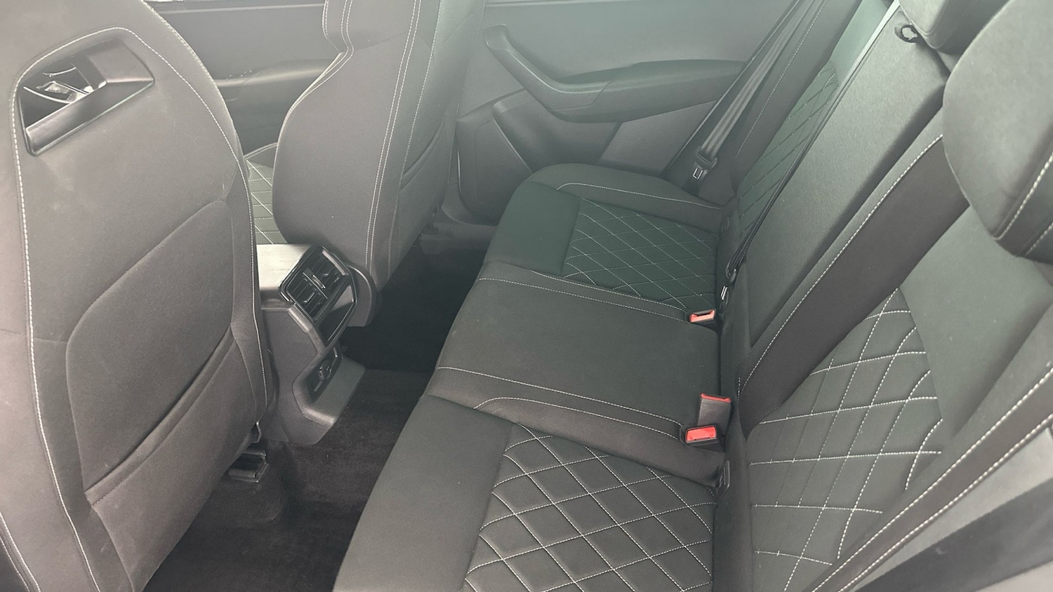 Used Skoda Karoq 2021 for sale - 76364942: Photo 21