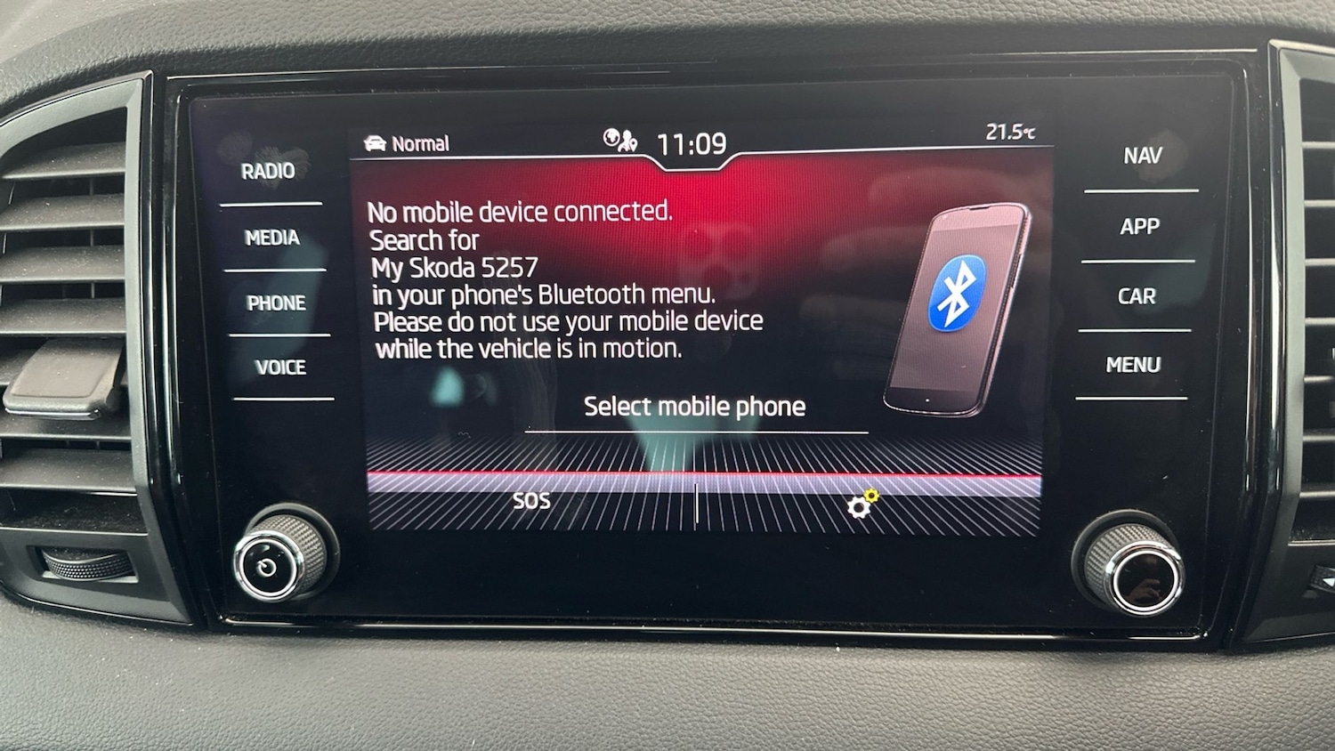 Used Skoda Karoq 2021 for sale - 76364942: Photo 28