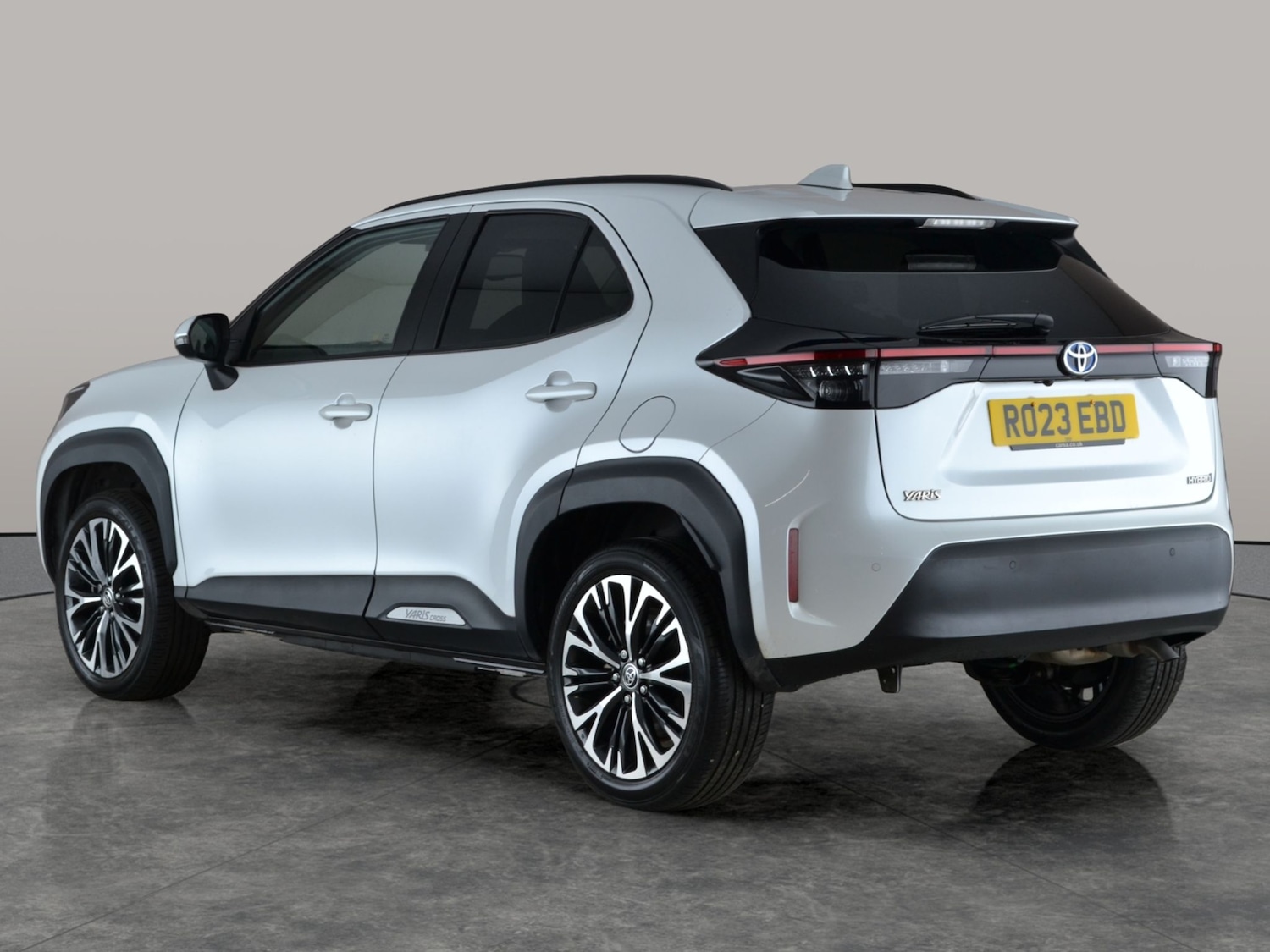 Used Toyota Yaris Cross 2023 for sale - 77347468: Photo 12