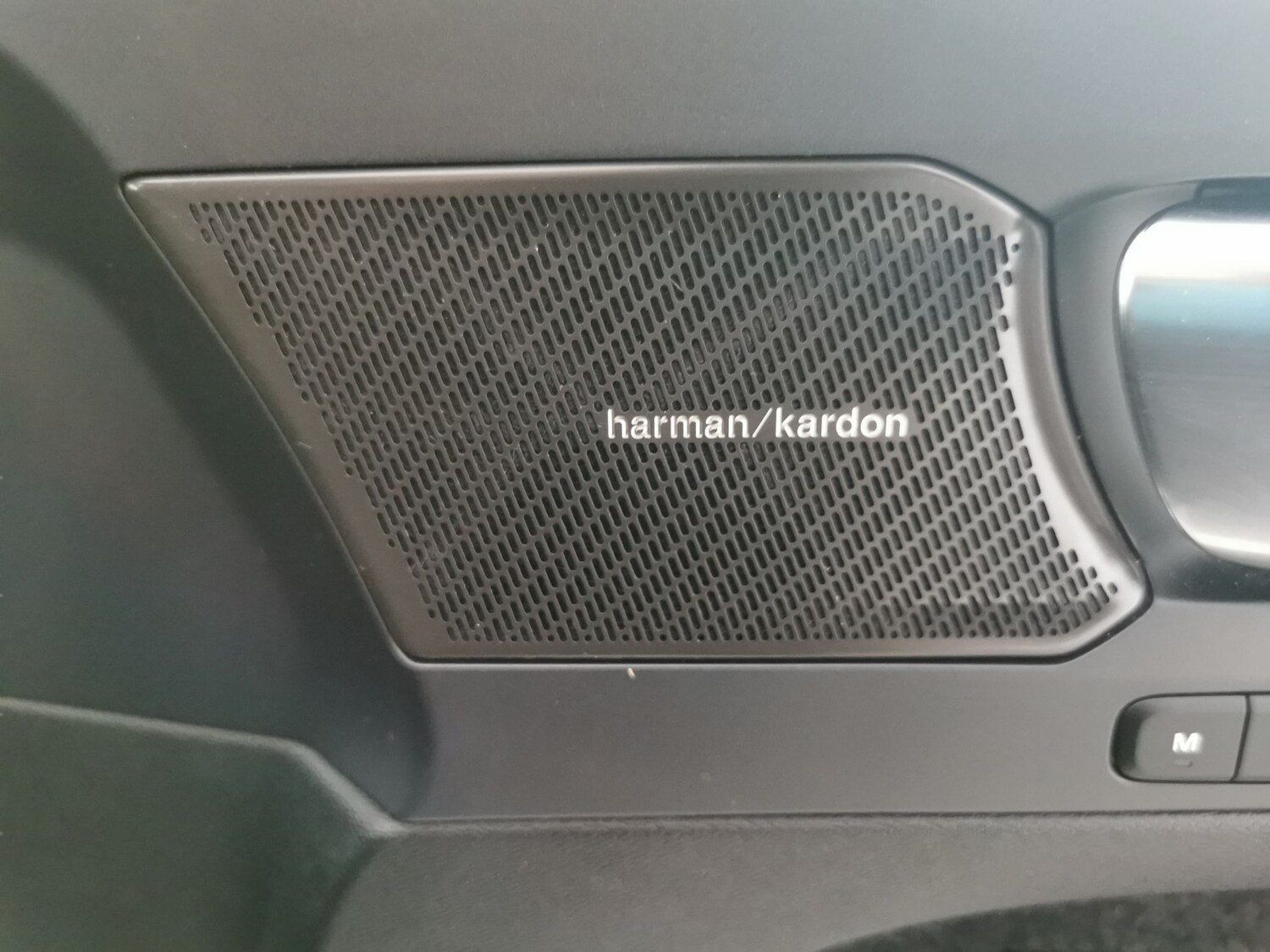 Used Volvo XC40 2022 for sale - 78137434: Photo 6