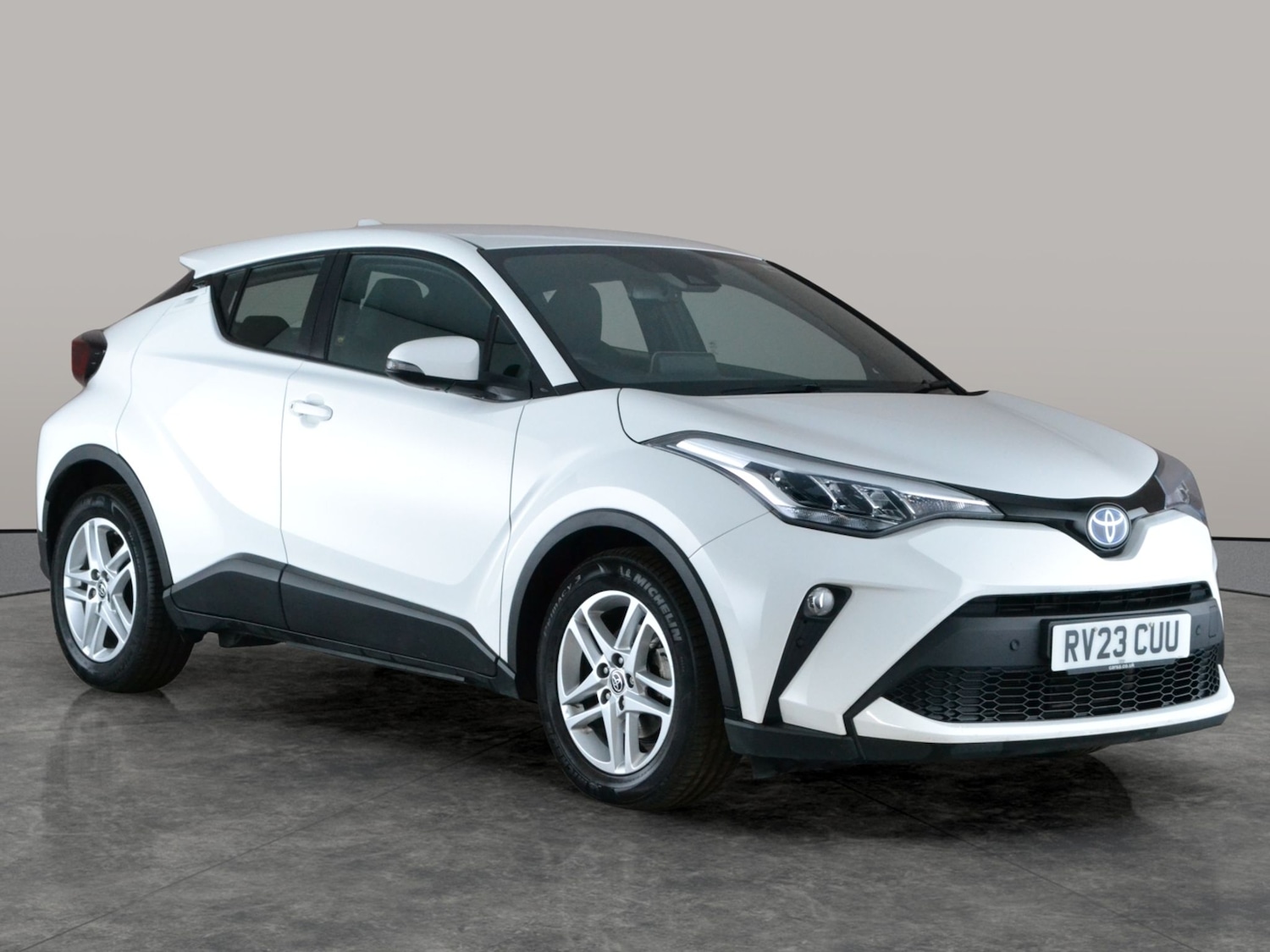 Used Toyota C-HR 2023 for sale - 77917034: Photo 8