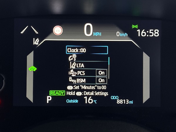 Used Toyota Yaris Cross 2023 for sale - 76245025: Photo 32