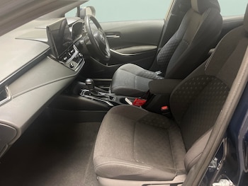 Used Toyota Corolla 2023 for sale - 77789995: Photo