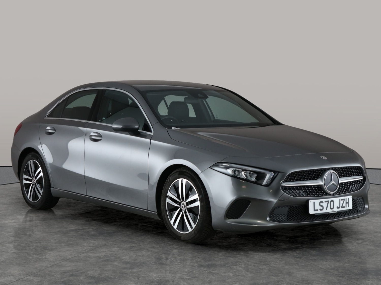 Used Mercedes-Benz A-Class 2020 for sale - 76704164: Photo 8