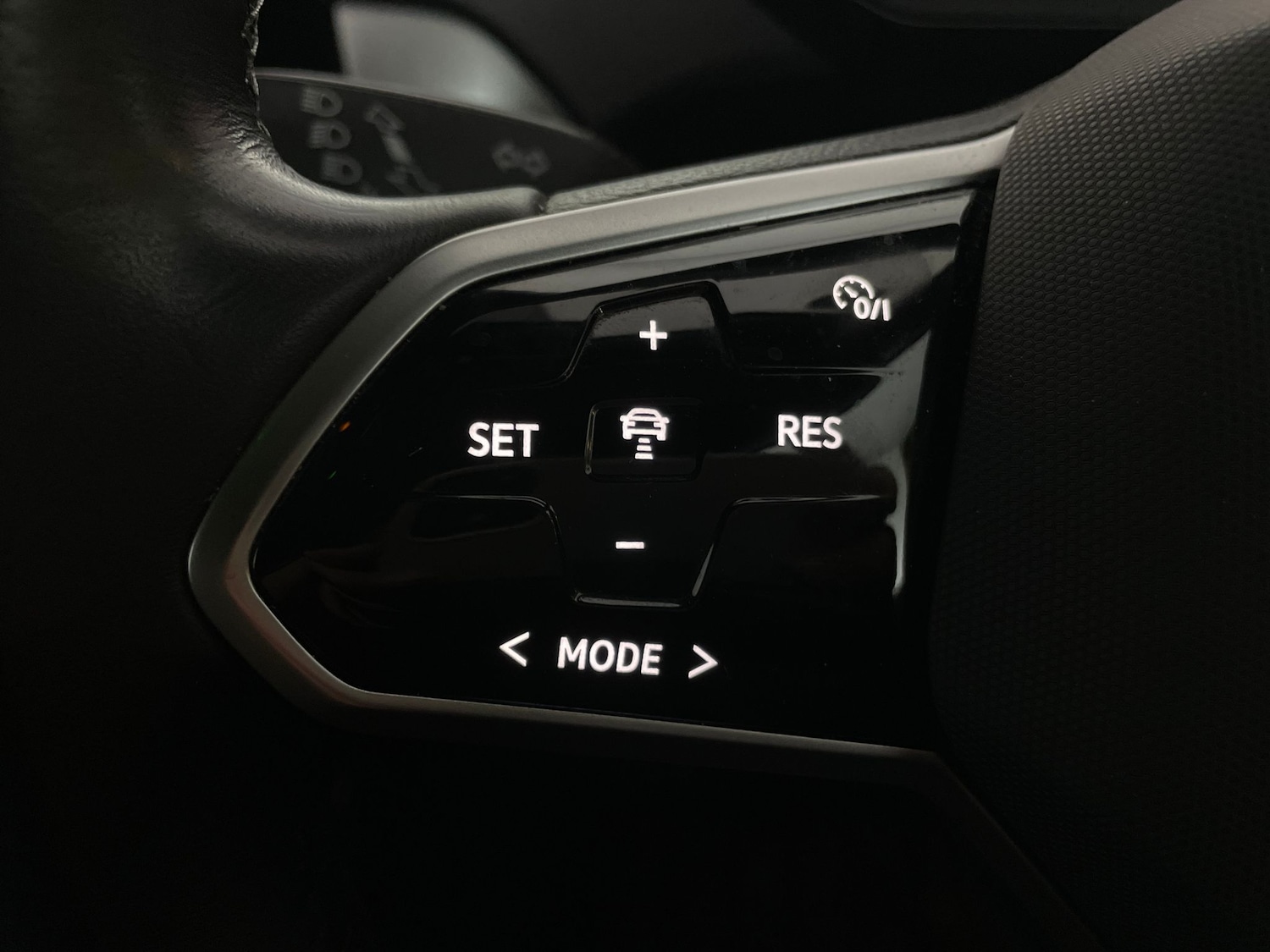 Used Volkswagen ID.4 2023 for sale - 77797235: Photo 24