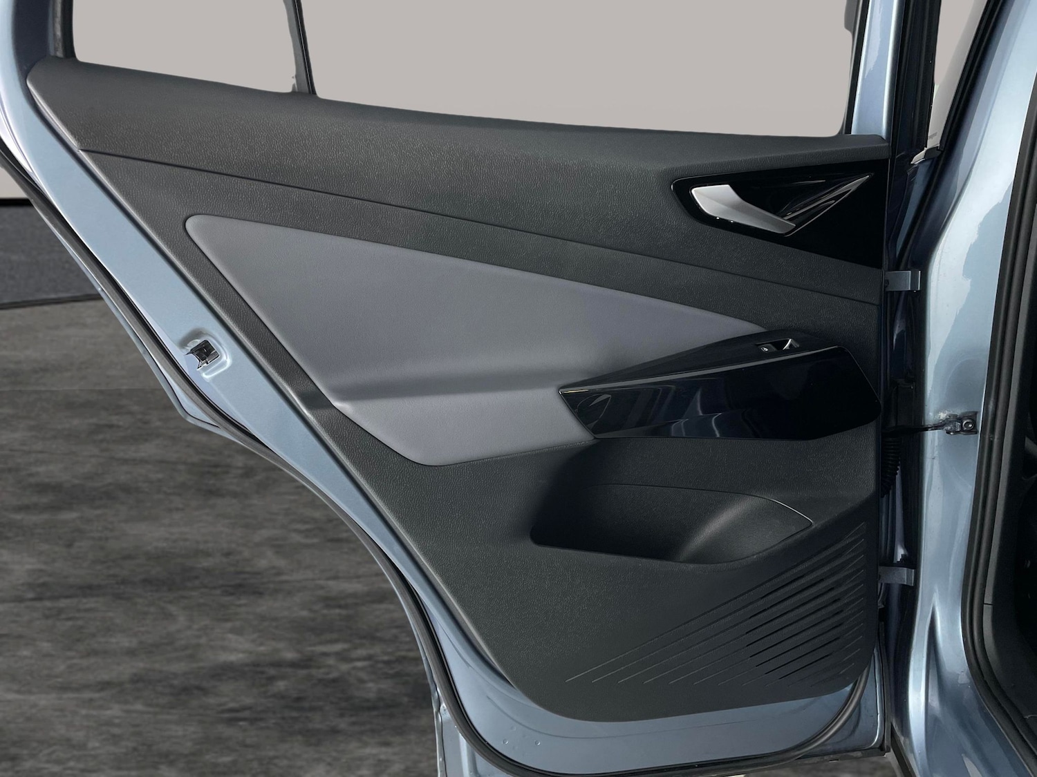 Used Volkswagen ID.4 2023 for sale - 77797235: Photo 33