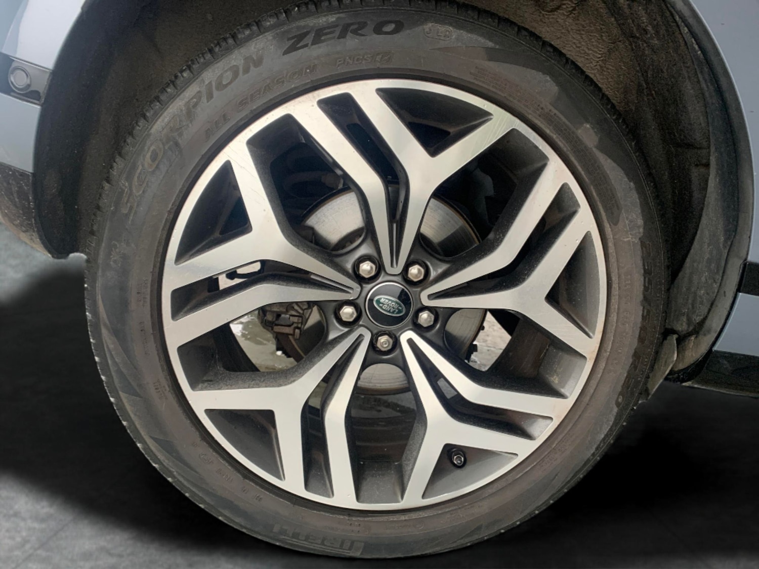 Used Land Rover Range Rover Evoque 2021 for sale - 76670000: Photo 32