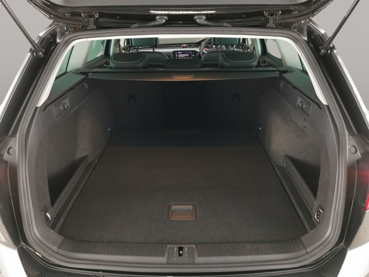 Used Volkswagen Passat 2022 for sale - 76821841: Photo 32