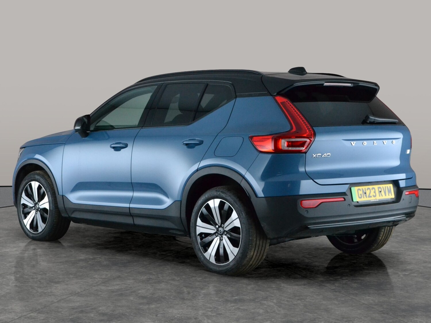 Used Volvo XC40 2023 for sale - 77951080: Photo 10