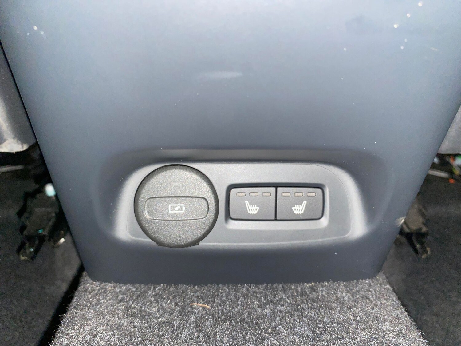 Used Volvo XC40 2023 for sale - 77951080: Photo 12