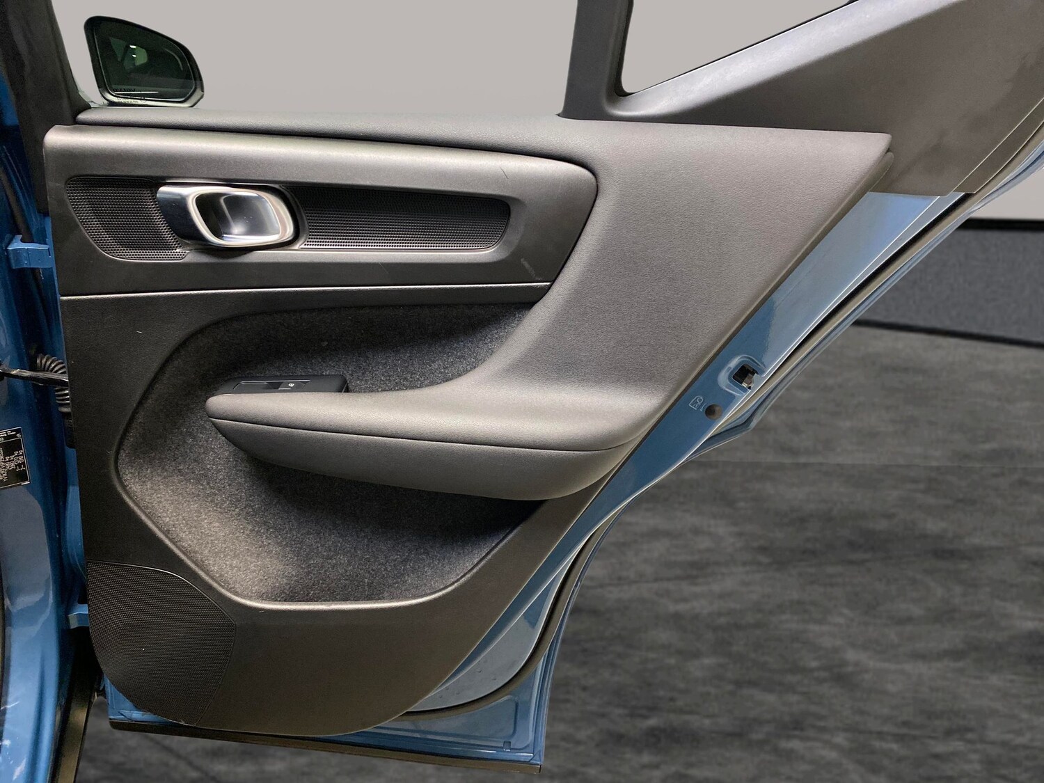 Used Volvo XC40 2023 for sale - 77951080: Photo 26