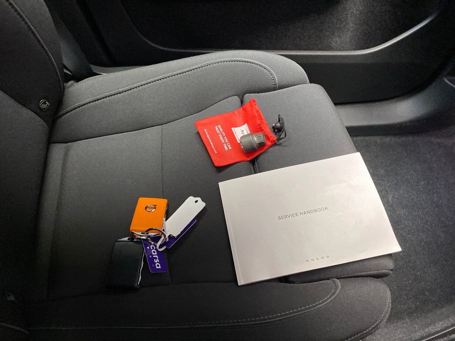 Used Volvo XC40 2023 for sale - 77951080: Photo 29