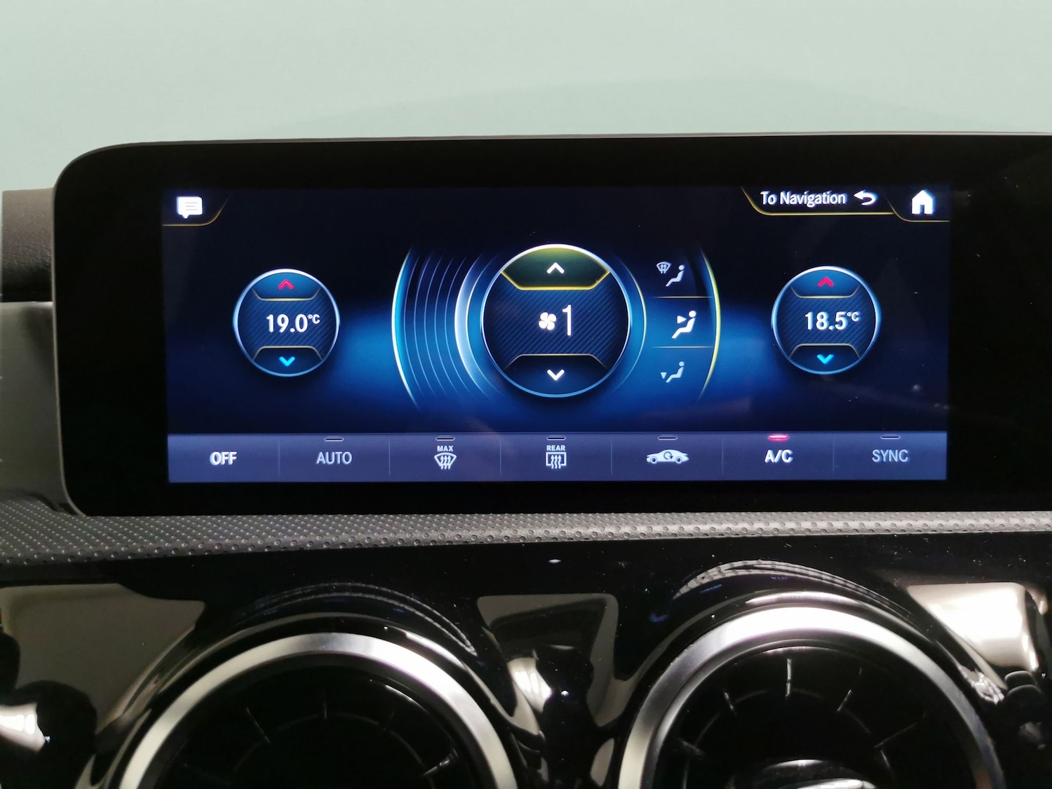 Used Mercedes-Benz A-Class 2019 for sale - 77698615: Photo 17