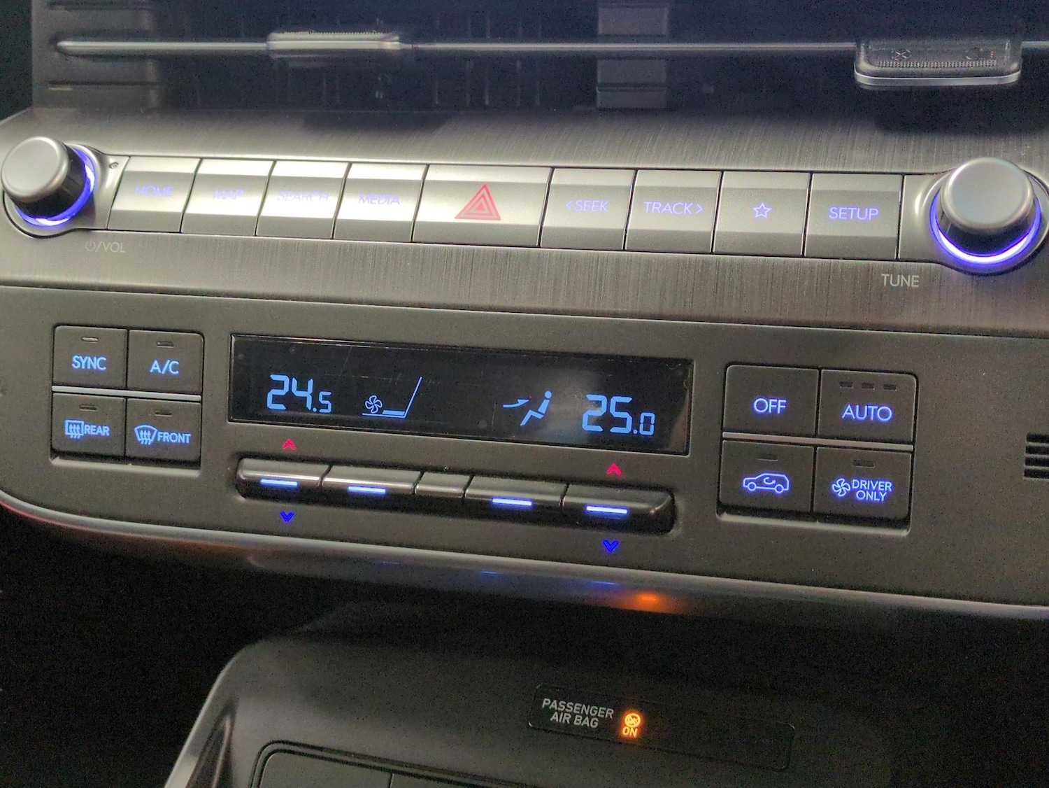 Used Hyundai KONA 2023 for sale - 76821820: Photo 18