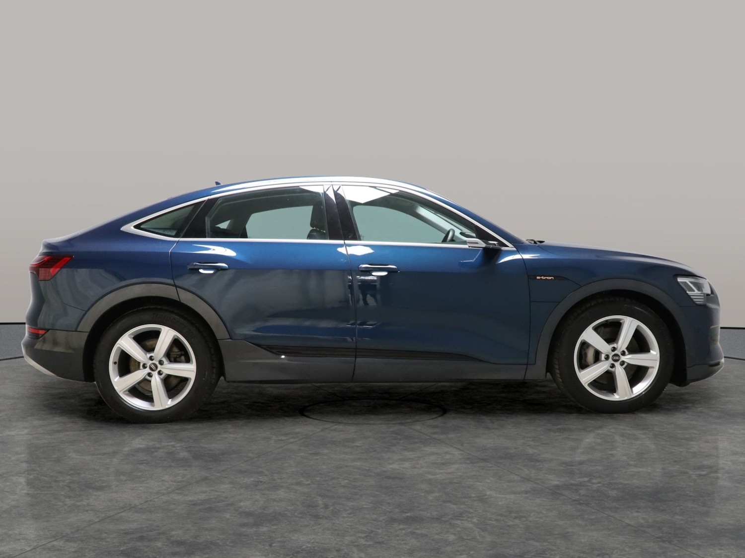 Used Audi e-tron 2022 for sale - 76125622: Photo 13