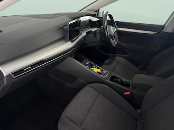 Used Volkswagen Golf 2022 for sale - 76908389: Photo