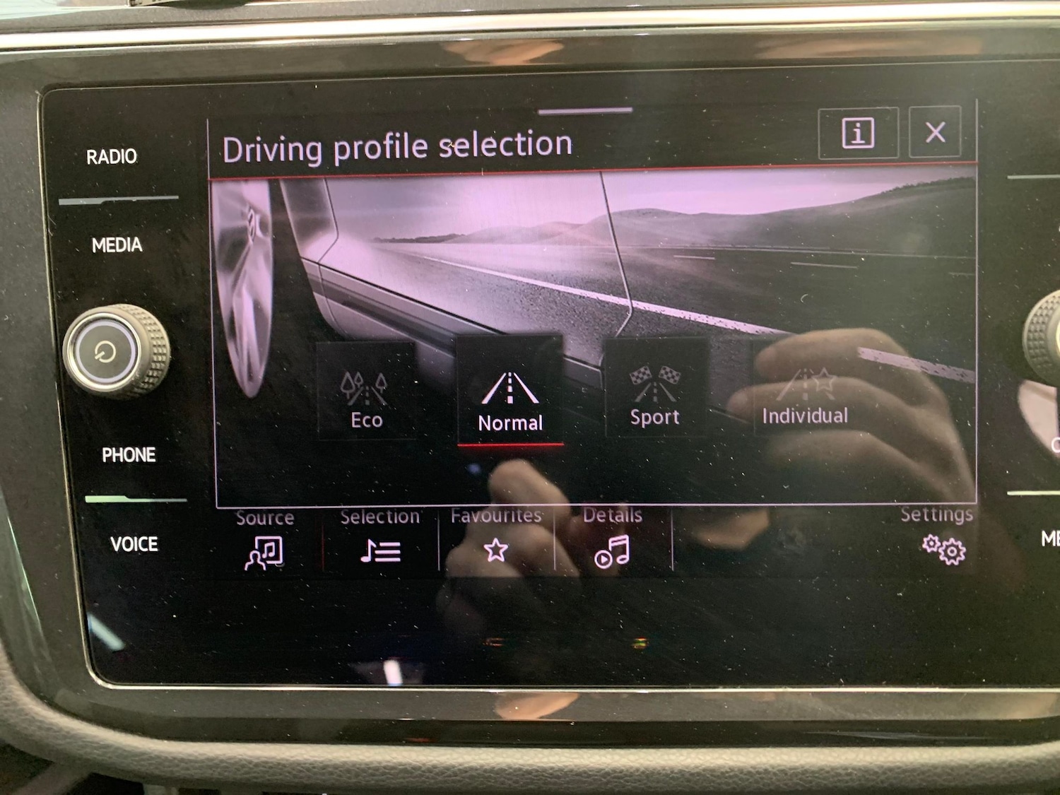 Used Volkswagen Tiguan 2021 for sale - 77225619: Photo 15