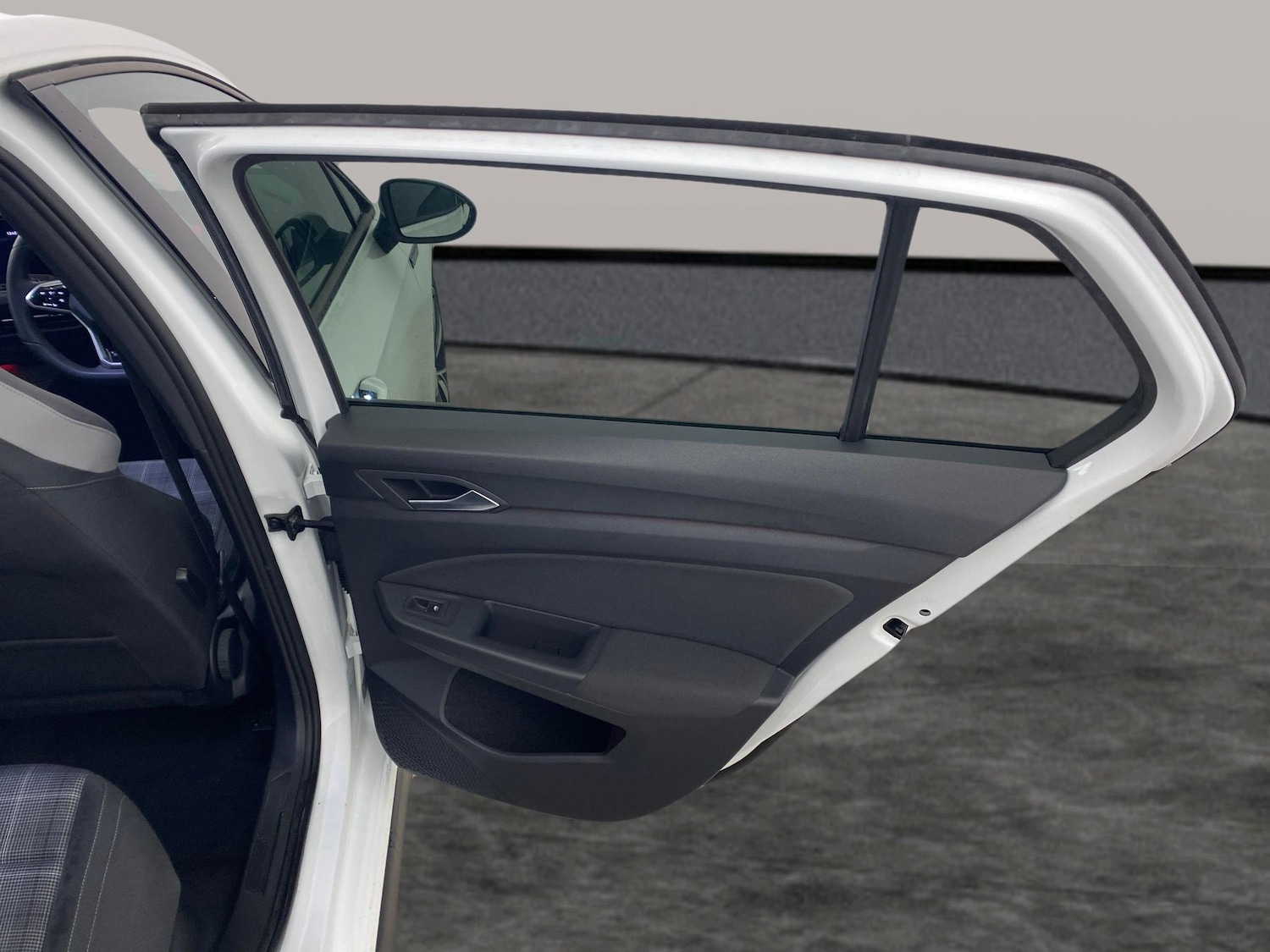 Used Volkswagen Golf 2022 for sale - 77432352: Photo 22