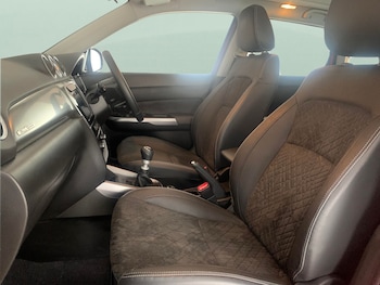 Used Suzuki Vitara 2020 for sale - 79253887: Photo