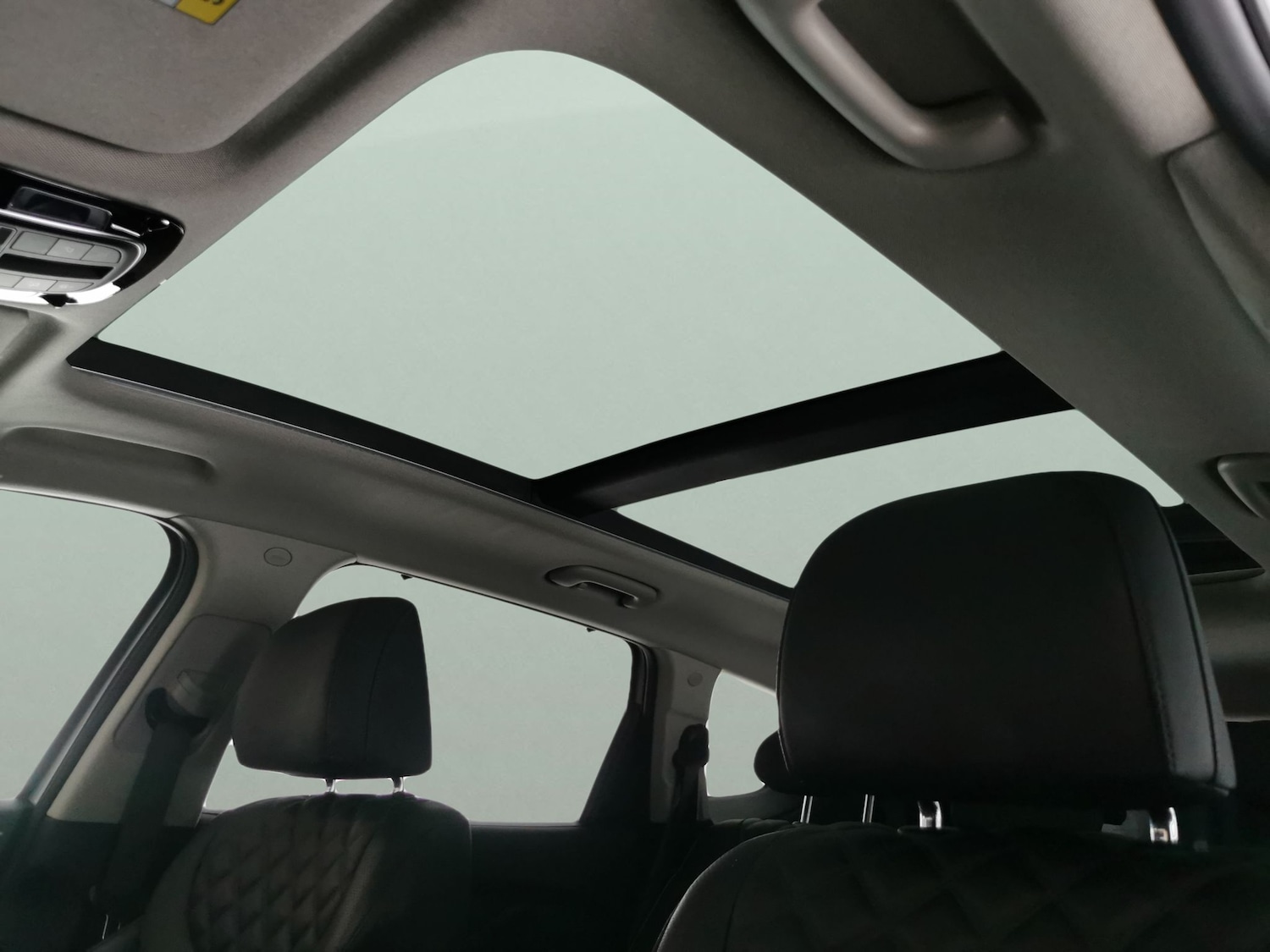 Used Hyundai Santa Fe 2022 for sale - 76668622: Photo 5