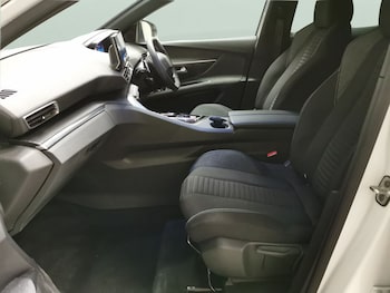 Used Peugeot 3008 2023 for sale - 78990937: Photo
