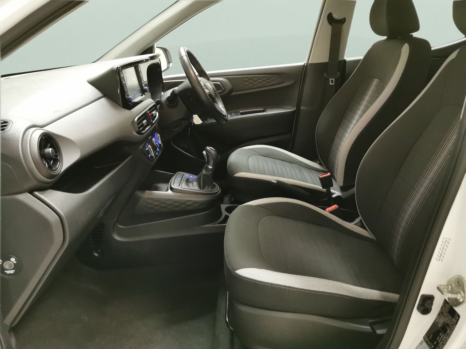 Used Hyundai i10 2022 for sale - 78042485: Photo 4